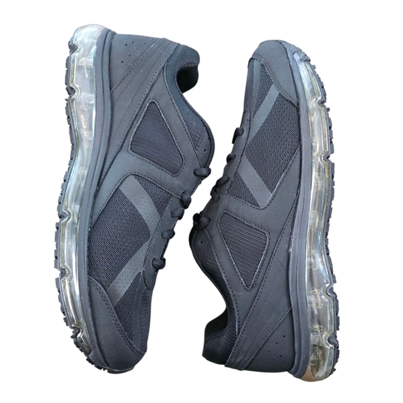 Athletic_Shoes